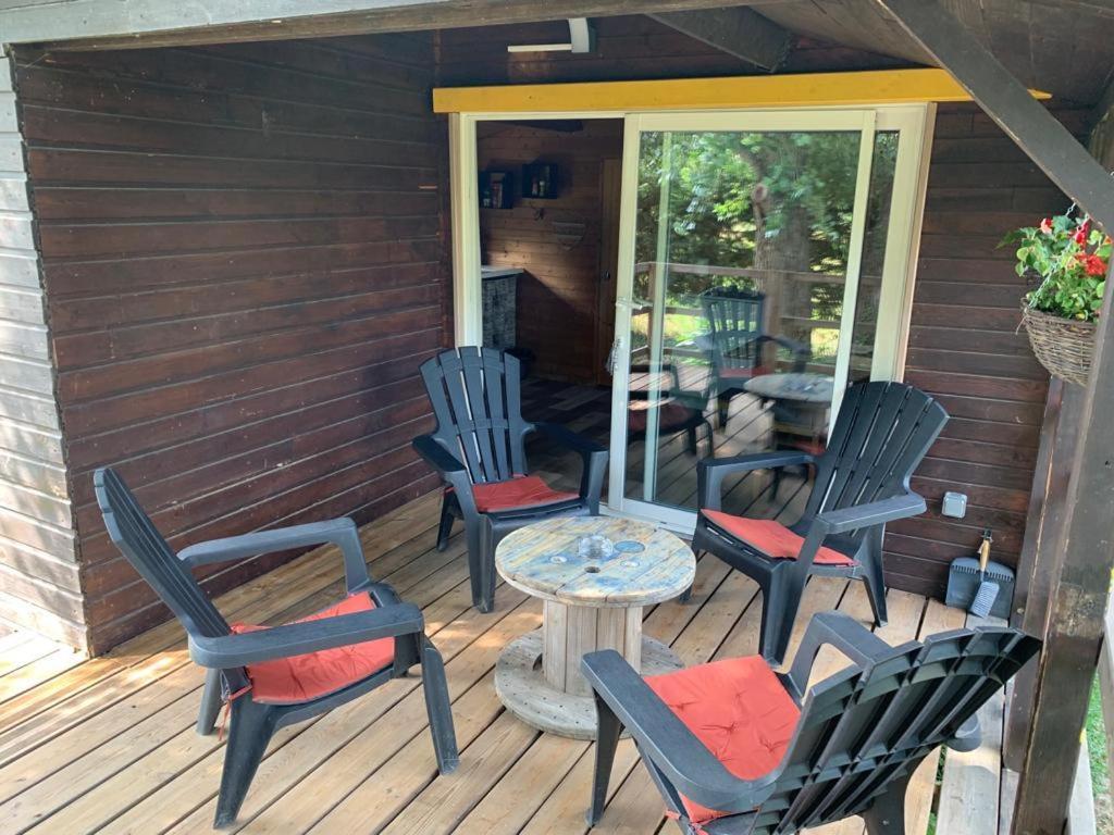 Les Petits Chalets De Dudu La Voulte-sur-Rhone Room photo